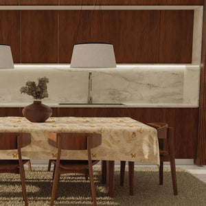 Tovaglia felpata cerata IDROREPELLENTE a fantasia foliage dorato